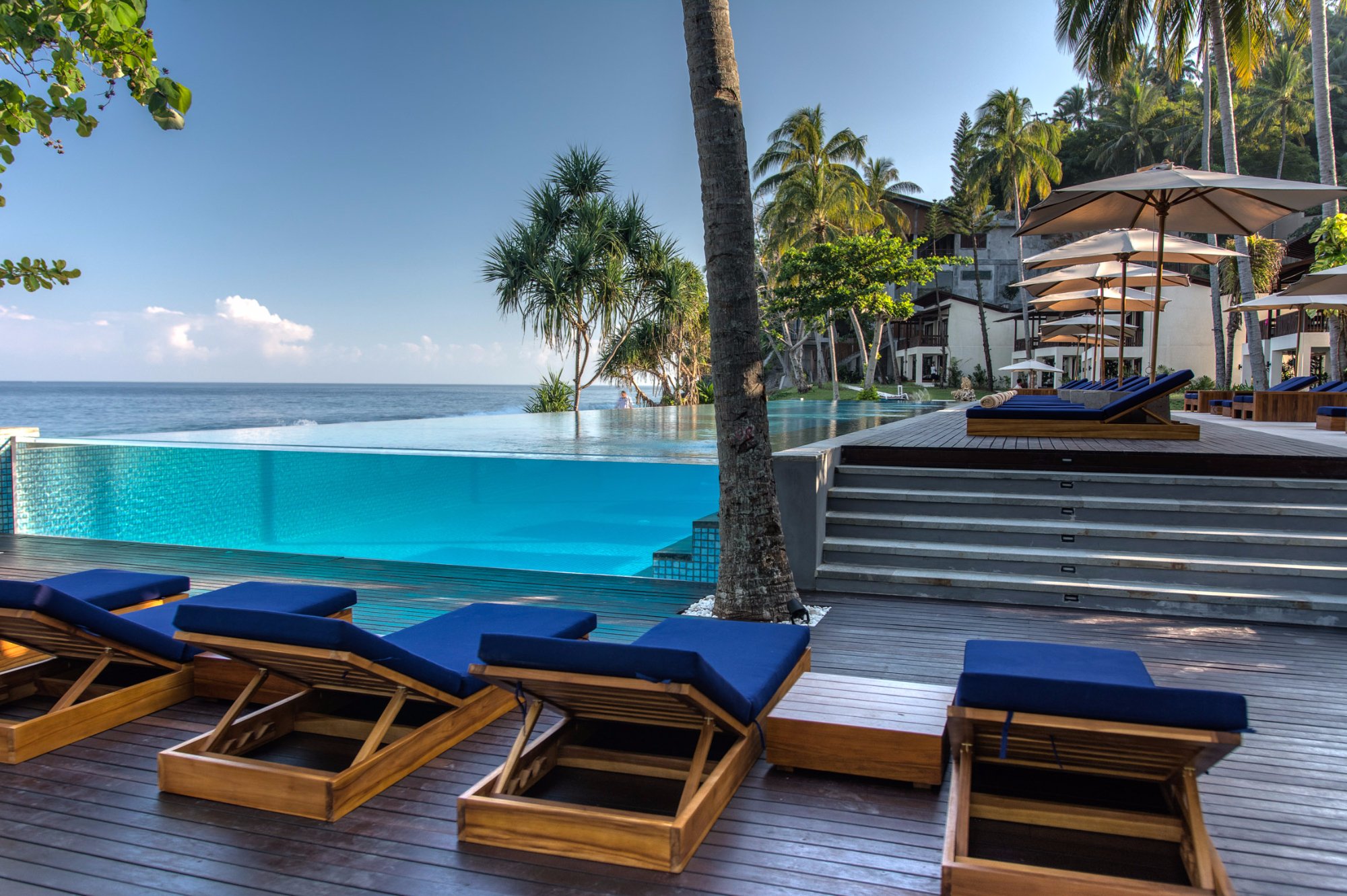 Infinity Glass Pool Villa